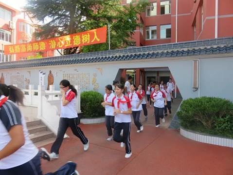 说明: https://mmbiz.qpic.cn/mmbiz_jpg/AdUwDjzm4vPwVQl68fCIhichXS8JA6DmXIeWibPzno7OV4lOjnpIqic7fzlKiaQ49wmZ4iaDriaXHOQc3AOibqKu3gUVQ/640