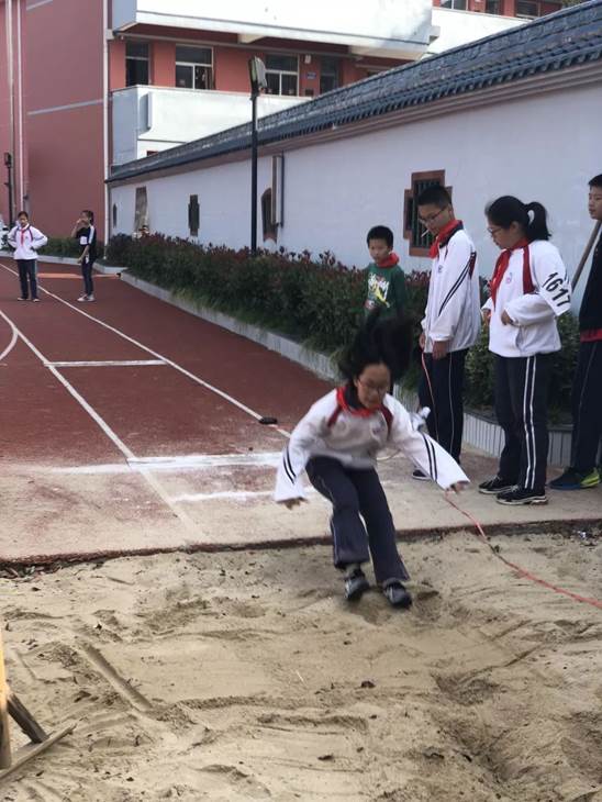 说明: https://mmbiz.qpic.cn/mmbiz_jpg/AdUwDjzm4vMbcVj11Bg3VhMFqWF23W4yZ437jQiaxmPMADiaktJQlECkZ5M49tgUOEgE6iaOVuxlzaD3jK0hSoaiaQ/640