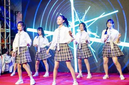 说明: https://mmbiz.qpic.cn/mmbiz_jpg/AdUwDjzm4vNB9mrYJhaCKG9cu3mEwzTdVgnp668QJOZpWPscZ0l77tjUs0eicLPXYnGVAXSDD7gO5X1JyopabSQ/640